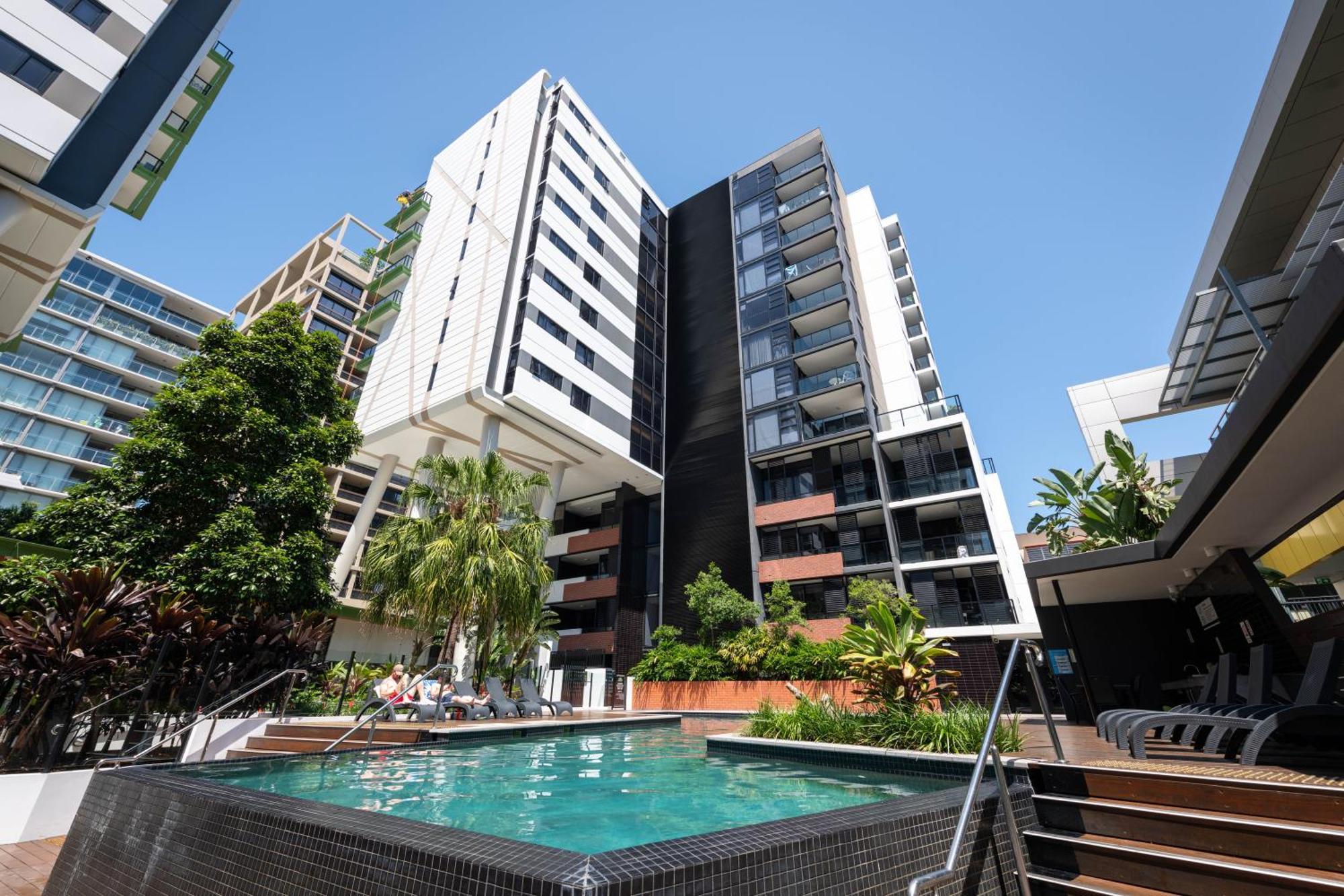 Arena Apartments By Cllix Brisbane Exterior photo